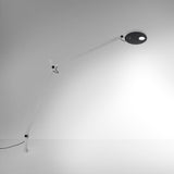 Demetra Classique fixation à vis Lampe de Table d'Artemide